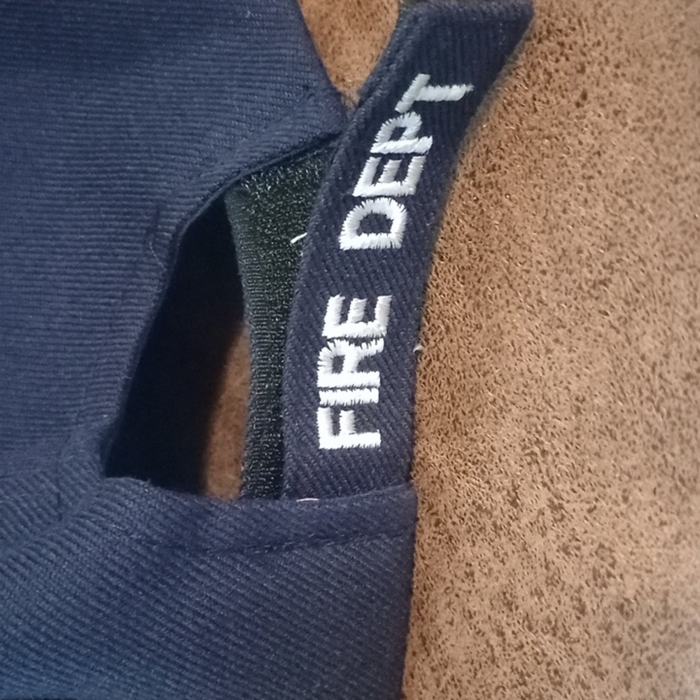 Hat - Picture 3 of 4